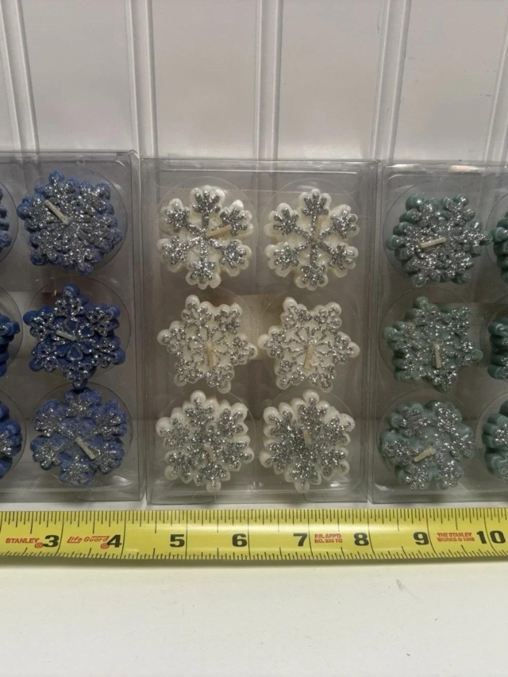 Vintage Y2K Set Santa's Workbench 18 Floating Candles Blue Green Snowflake New